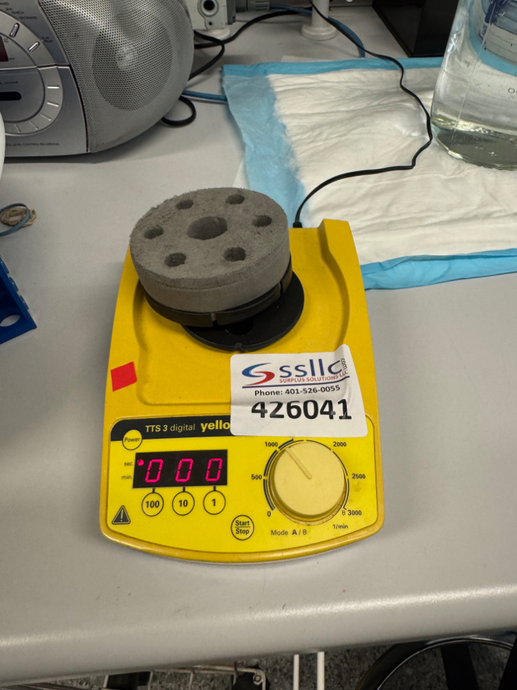 Image of IKA TTS 3 digital yellow Vortexer